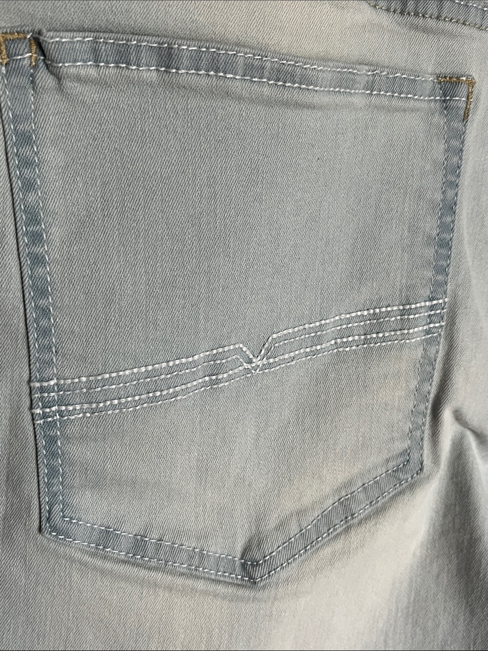 Buffalo David Bitton Spencer-X Straight Denim Shorts 34 NWT Light Wash Stretch - Picture 3 of 11
